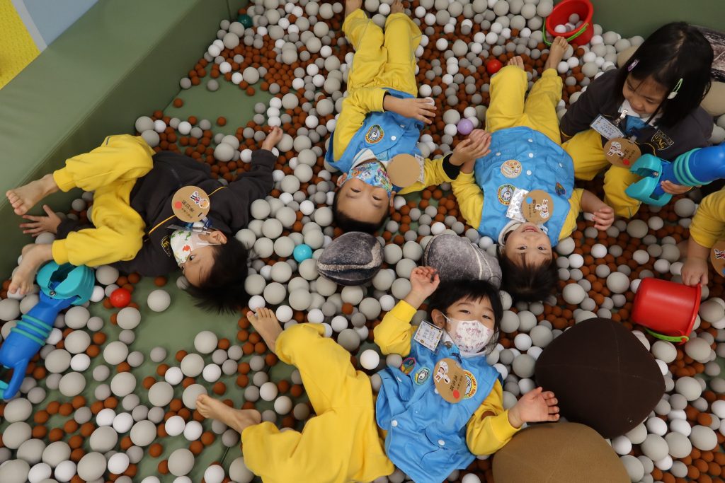 網頁首頁幻燈片 (1)